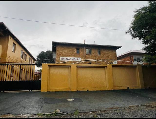 2 BEDROOM PROPERTY TO RENT IN FOREST HILL